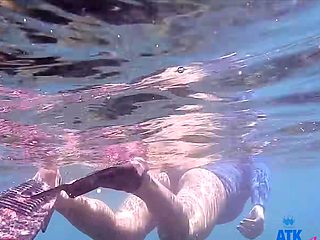 Gabbie Carter In Hawaii