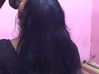 A Mature Woman Refused Sex and I Hugged Her Gently and Had Sex with Her