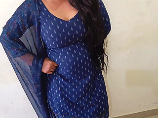 Hot Indian Muslim Girl Fucking with Stepbrother and He Was First Time Fuck Stepsister in Dirty Audio